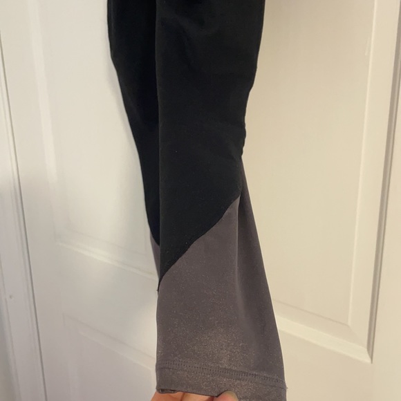 Fabletics leggings - Picture 2 of 4